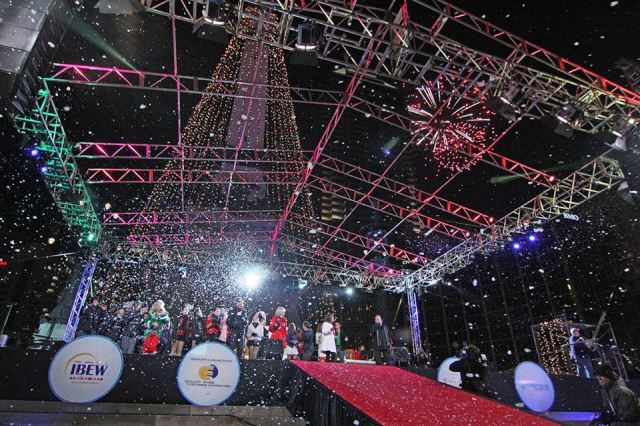 Leading Music at Circle Of Lights 2013 - Downtown Indianapolis