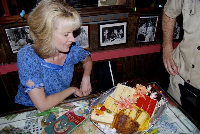 KT trying to decide on dessert