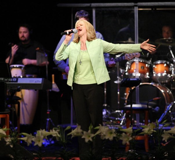 Kim, ending the Easter service with "In Christ Alone"