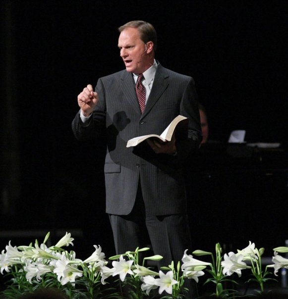 Chris Philbeck, Sr Pastor, sharing God's Word